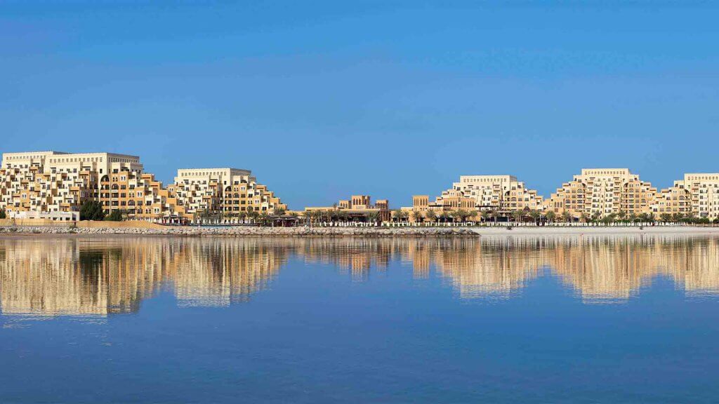 Post Thumbnail - Al Hamra’s New 12-Year UAE Residence Visa Initiative Drives Record Sales of Homes in Rase Al Khaimah