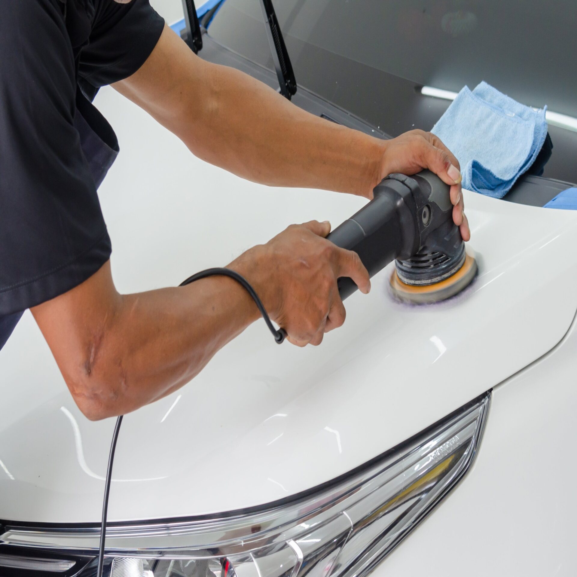 Continuing the Journey into Car Polishing Excellence - Featured Image | MEA Markets