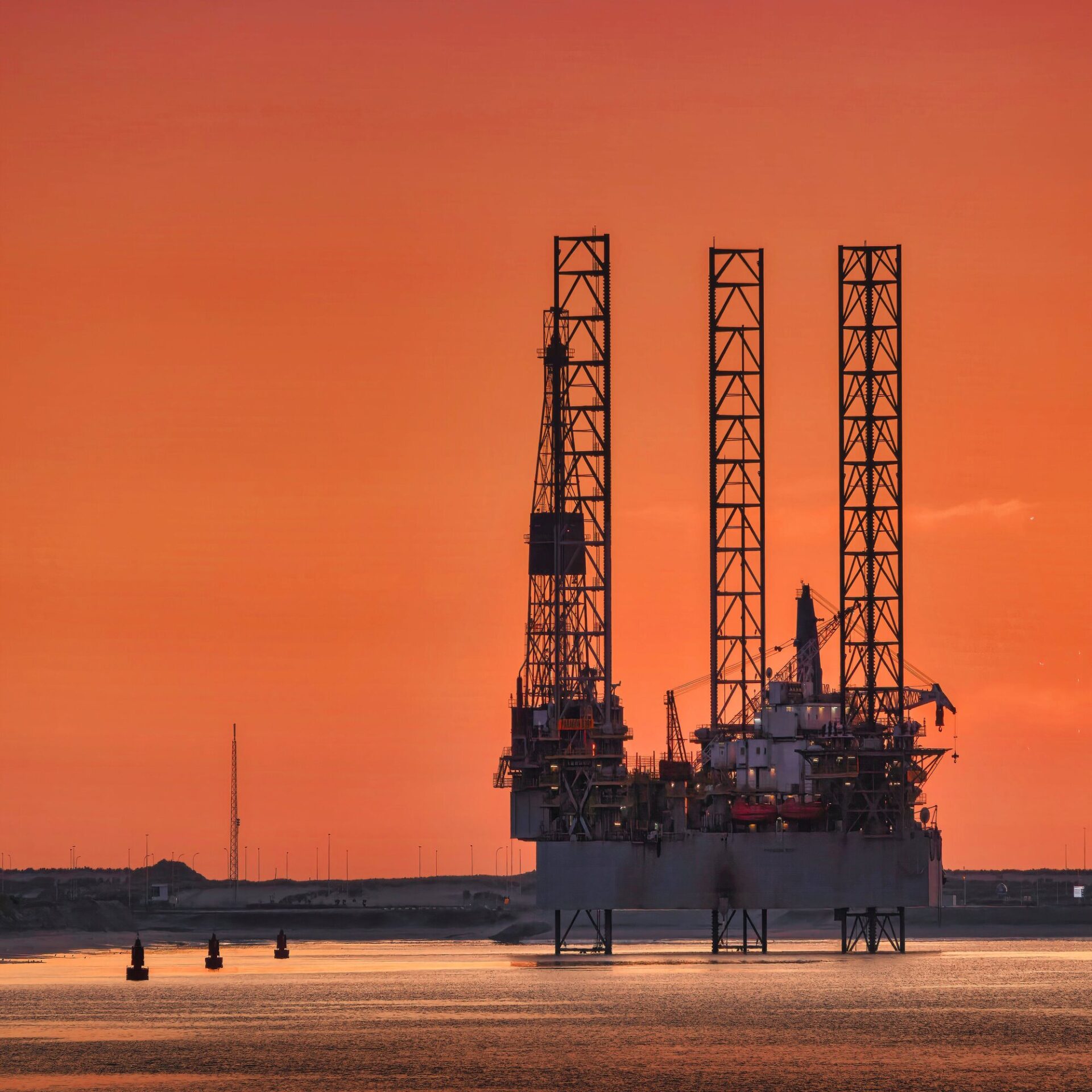 Trading Global Oil Volatility: Top 5 Effective Strategies for Success - Featured Image | MEA Markets