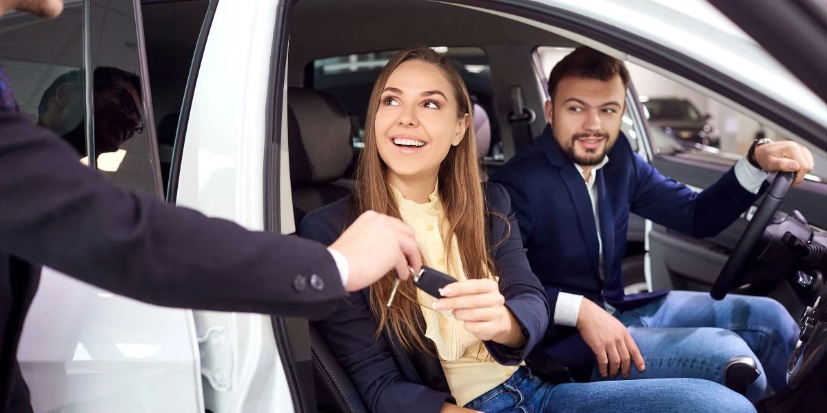 Walking in Dubai? That’s for Amateurs – Real Players Rent - Featured Image | MEA Markets