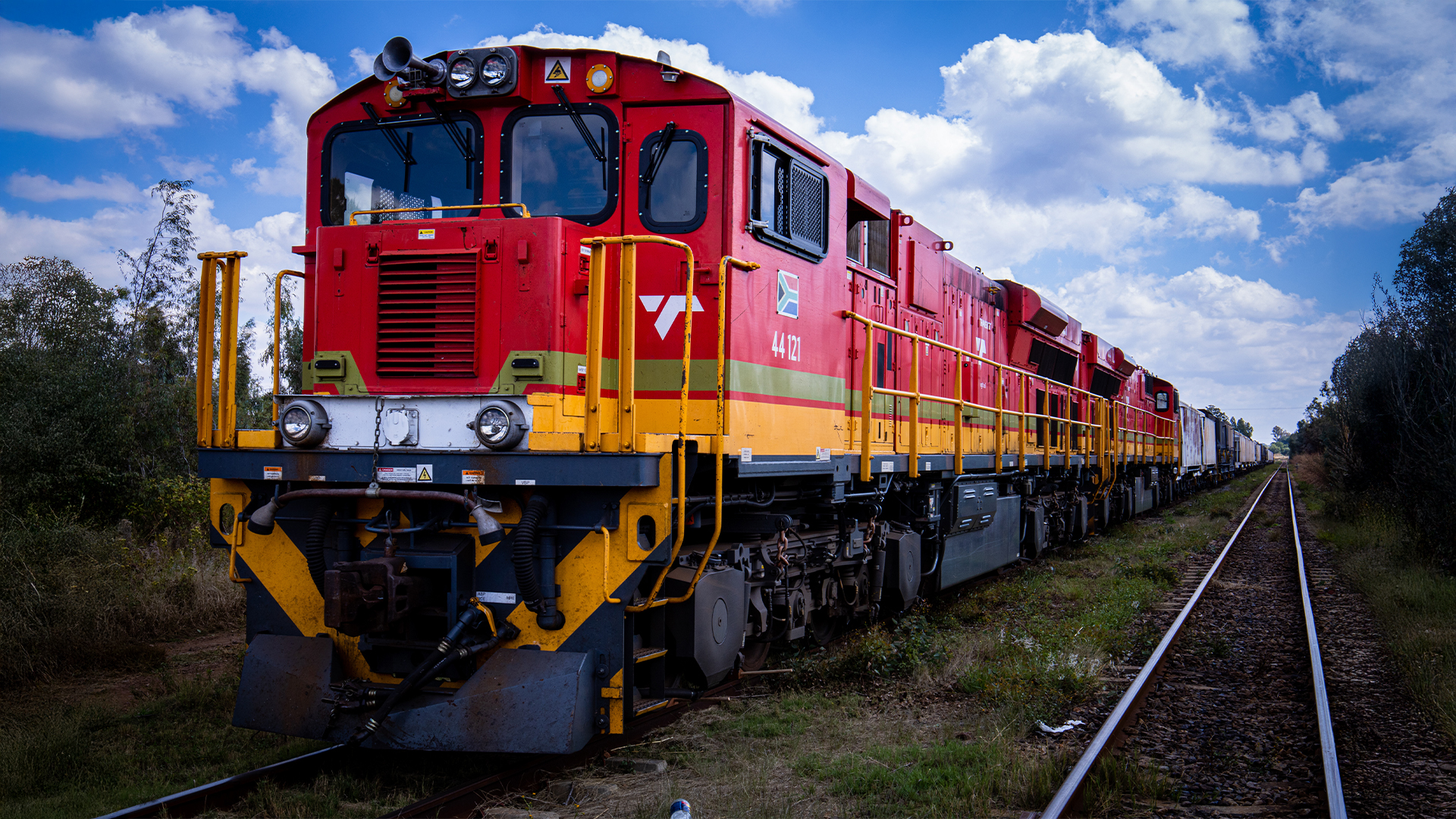 South Africa’s Rail Reforms to Bolster Mineral Trade - Featured Image | MEA Markets